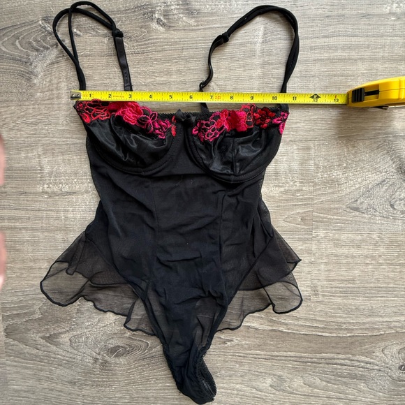 Frederick's of Hollywood Black and Pink Lace Bodysuit XS/S - Picture 4 of 7